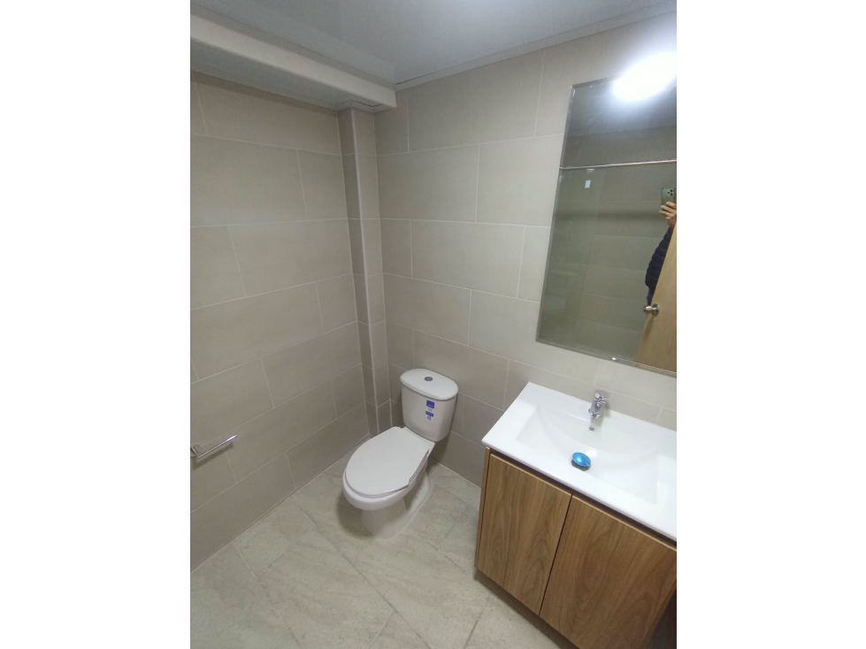 Se arrienda apartamento en la Enea 1 piso — foto 6