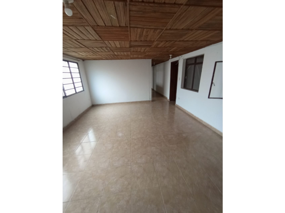 Arrienda casa bajos Estrella — foto 3