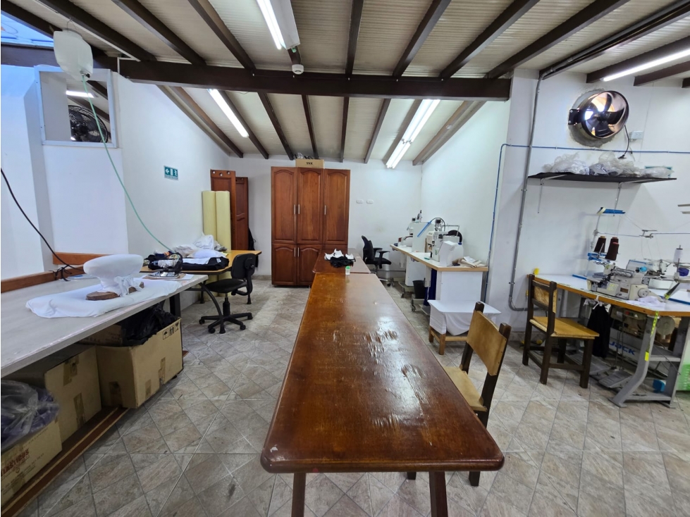 Venta casa Oficinas en Laureles, belen Rosales — foto 2