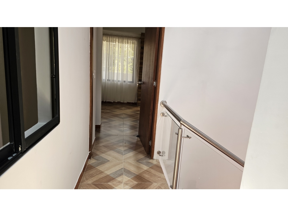 Casa para la venta La Ceja Junto a viva - 4