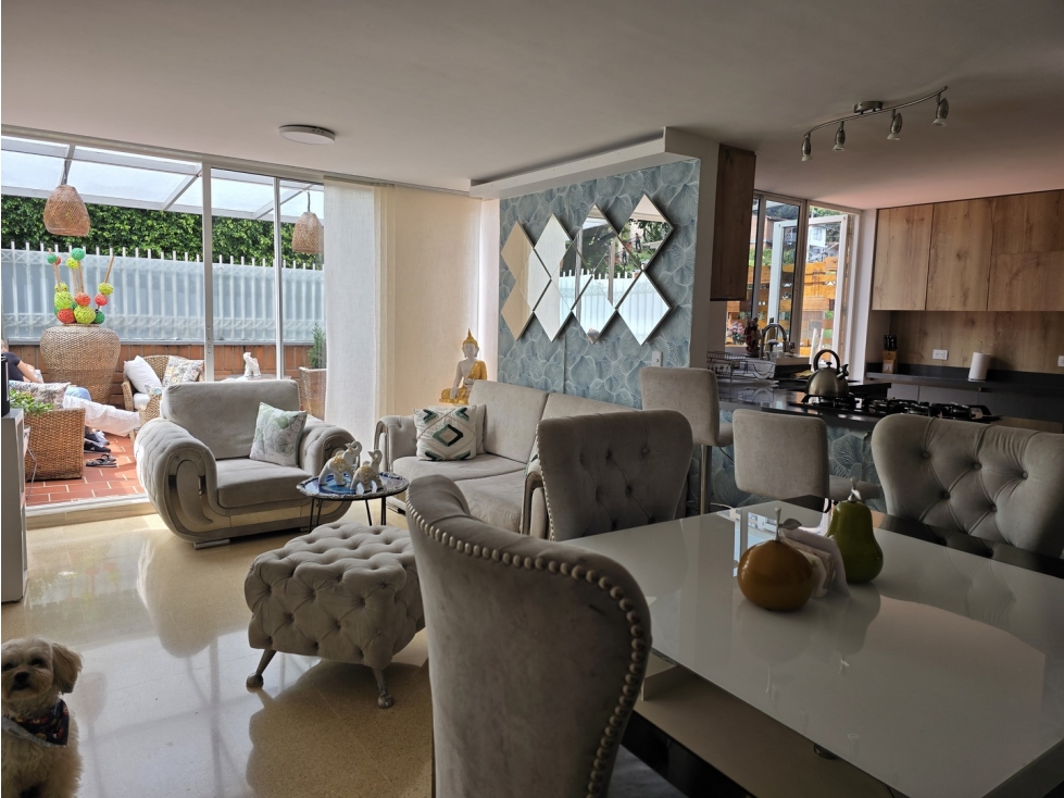 Venta de apartamento En el Poblado, la visitacion
