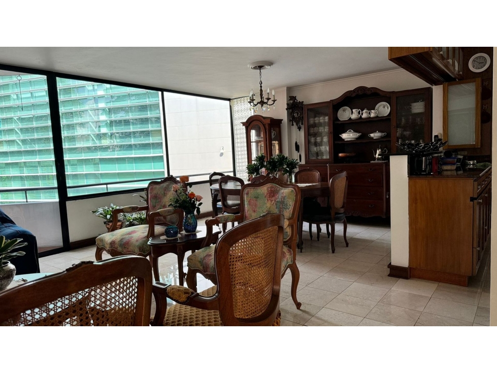 Venta apartamento en Medellin, el poblado Patio Bonito — foto 4