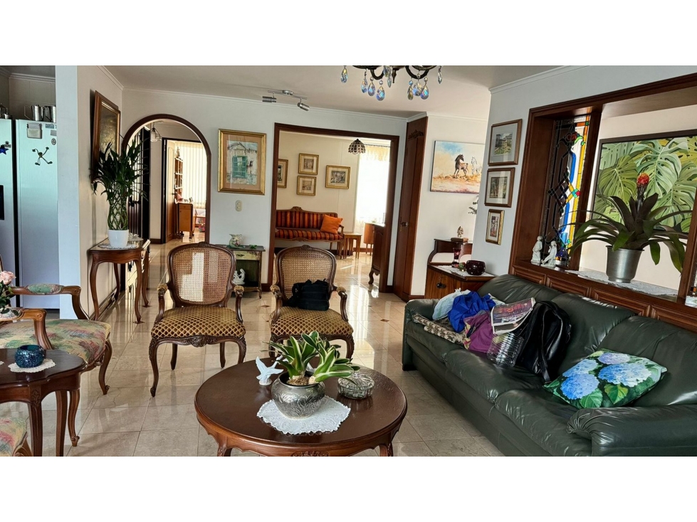 Venta apartamento en Medellin, el poblado Patio Bonito — foto 2