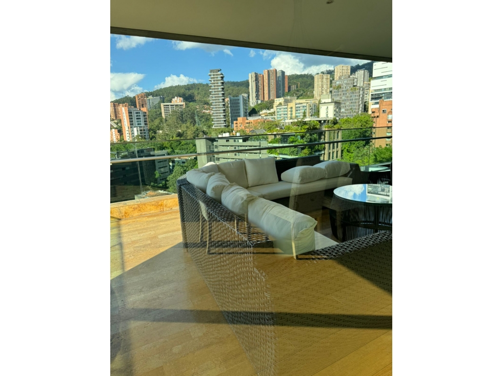 Venta de apartamento en Medellin el Poblado Las Lomas