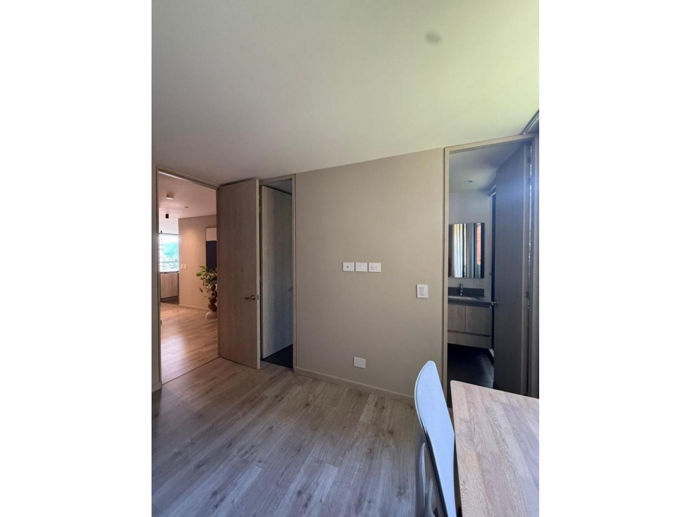 Venta apartamento en poblado ector padre Marianito — foto 5