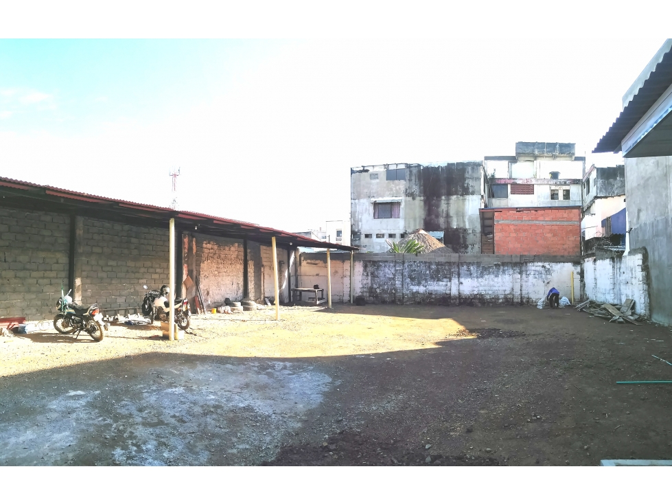 VENDE LOCAL COMERCIAL EN EL CENTRO — foto 5