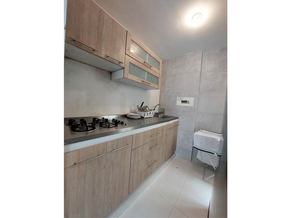 SE VENDE APARTAMENTO EN CASTELLANA — foto 3