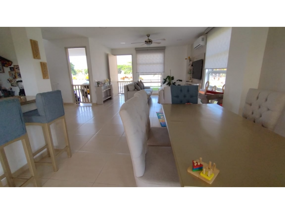 CASA CAMPESTRE EN VENTA EN CONJUNTO CERRADO CERCA A LA UPB - 1