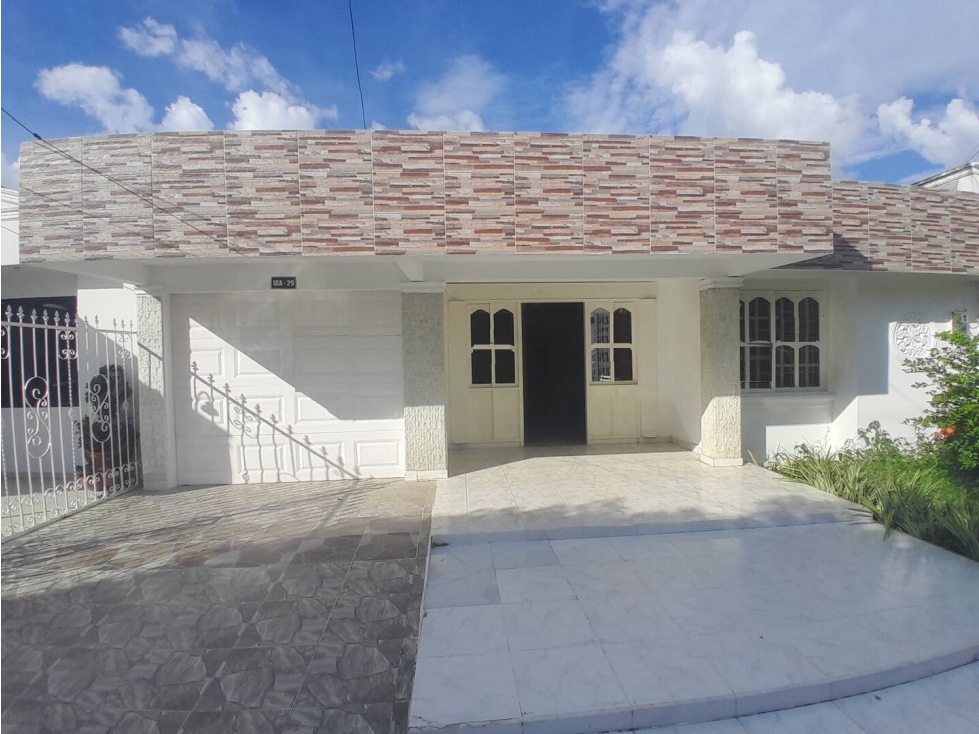 VENDE CASA EN EL BARRIO PASATIEMPO - MONTERIA - 1