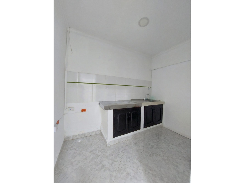 SE ARRIENDA O VENDE CASA PARA USO COMERCIAL EN EL CENTRO — foto 4