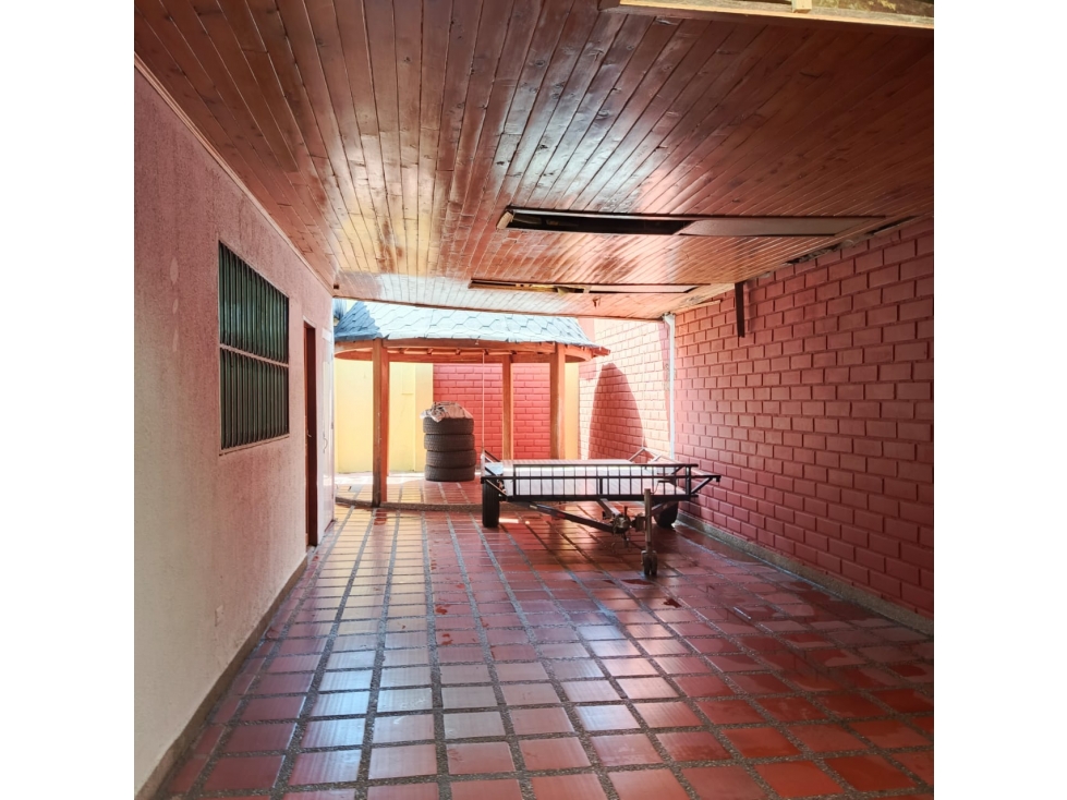 CASA EN ARRIENDO EN CASTELLANA - 3