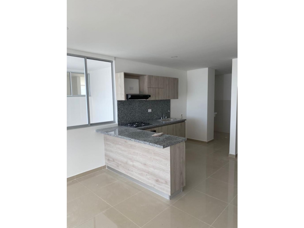 SE VENDE APARTAMENTO EN LA CASTELLANA — foto 2