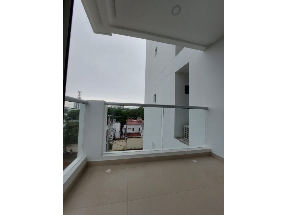 VENDE O ARRIENDA APARTAMENTO EN LA CASTELLANA — foto 6