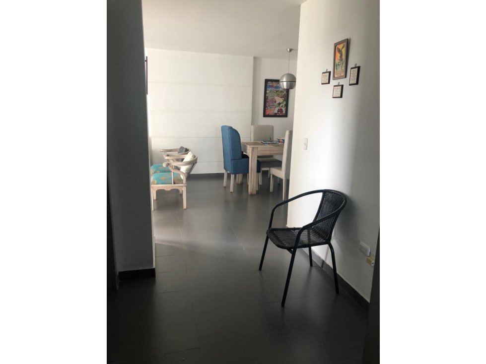 APARTAMENTO EN LA CASTELLANA EXCELENTE UBICACIÓN — foto 4