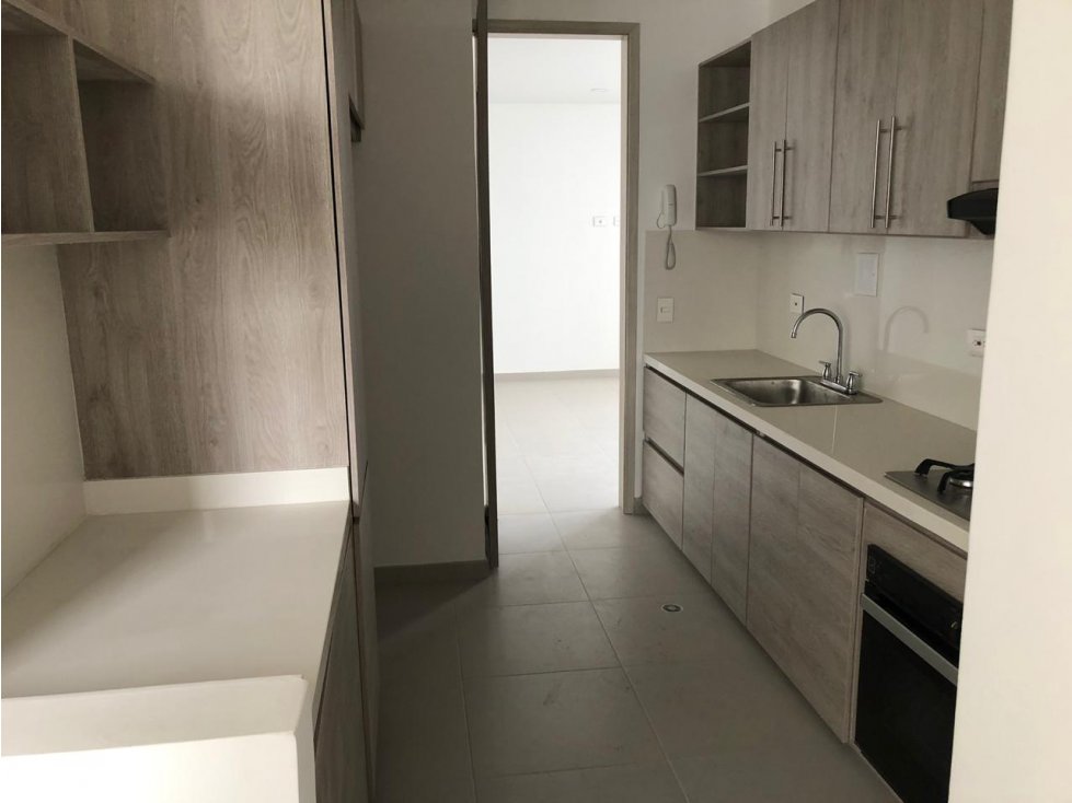 VENDE APARTAMENTO EN EL RECREO
