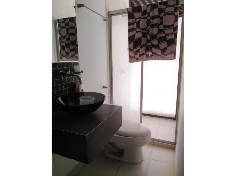 VENDE APARTAMENTO CERCA DE LA FLORESTA — foto 2