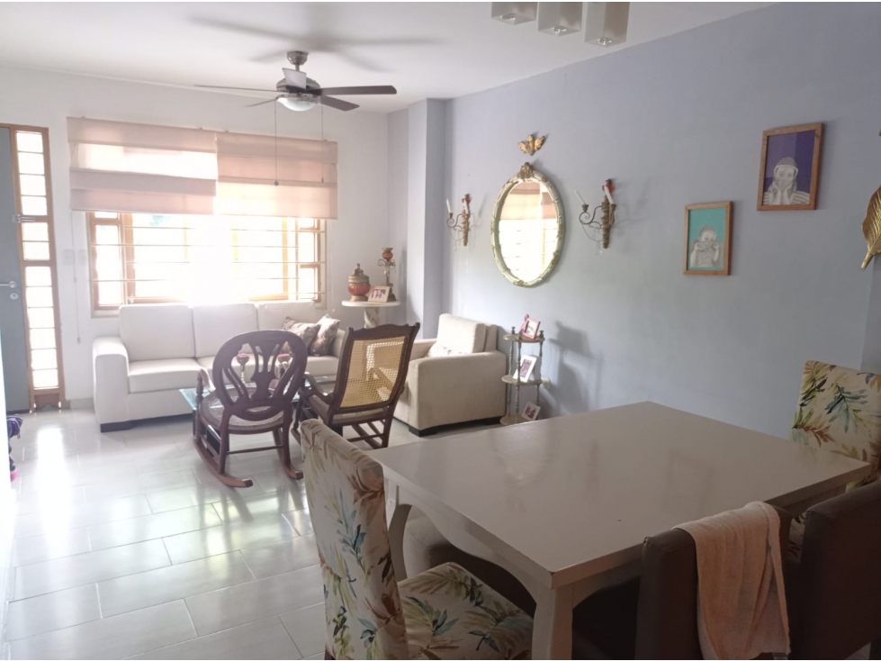 CASA EN VENTA EN EL CENTRO DE MONTERIA - 1