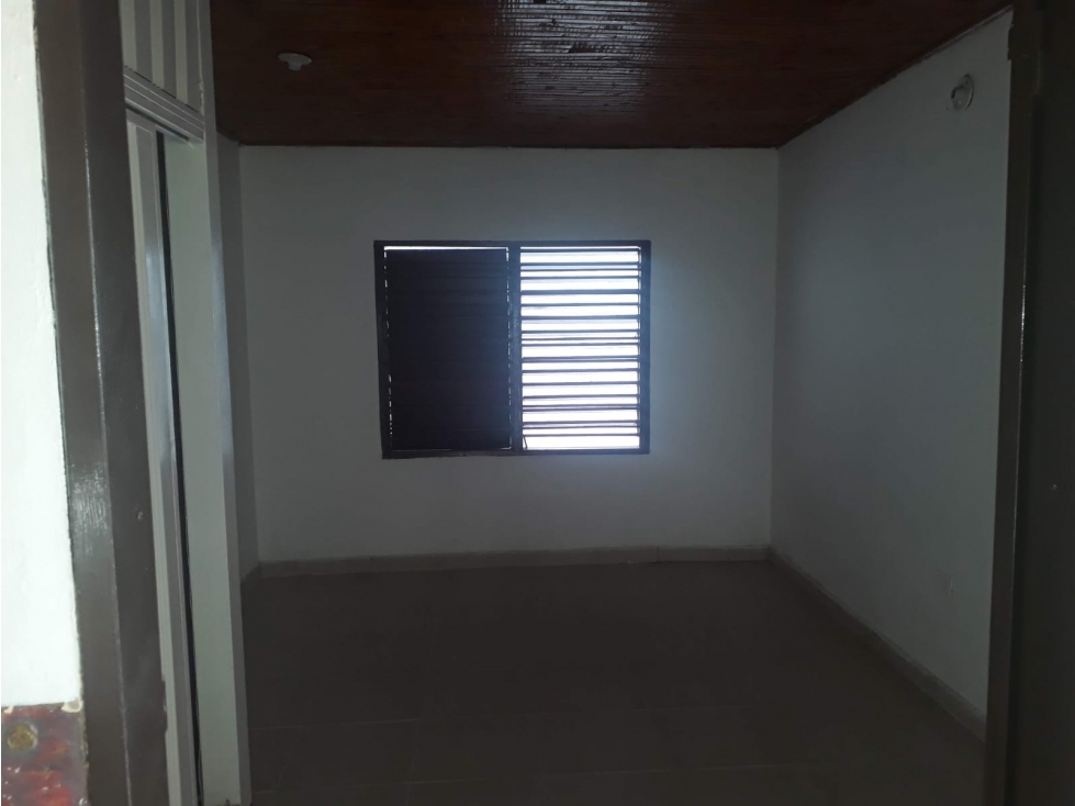 CASA EN ARRIENDO EN EL CENTRO PARA USO COMERCIAL - 5