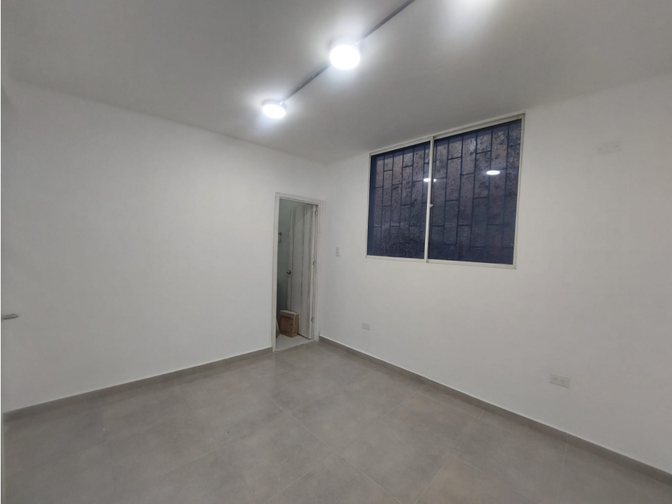 EDIFICACION EN ARRIENDO - 5