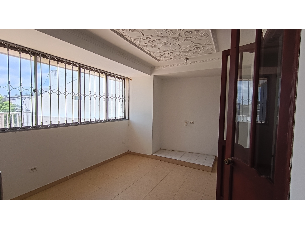 CASA BIFAMILIAR EN VENTA O ARRIENDO - B/ PASATIEMPO - 6