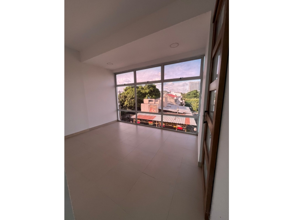 EDIFICIO EN ARRIENDO CERCA A LA CIRCUNVALAR - 3