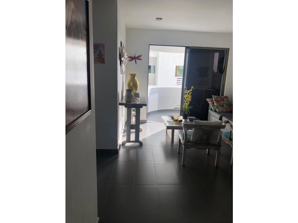 APARTAMENTO EN LA CASTELLANA EXCELENTE UBICACIÓN — foto 5