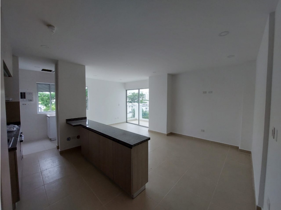 VENDE O ARRIENDA APARTAMENTO EN LA CASTELLANA — foto 2