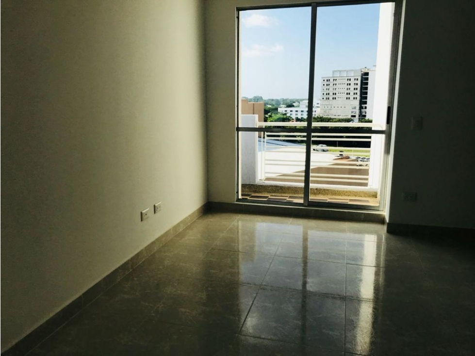 VENDE APARTAMENTO CERCA AL CENTRO COMERCIAL BUENAVISTA — foto 4