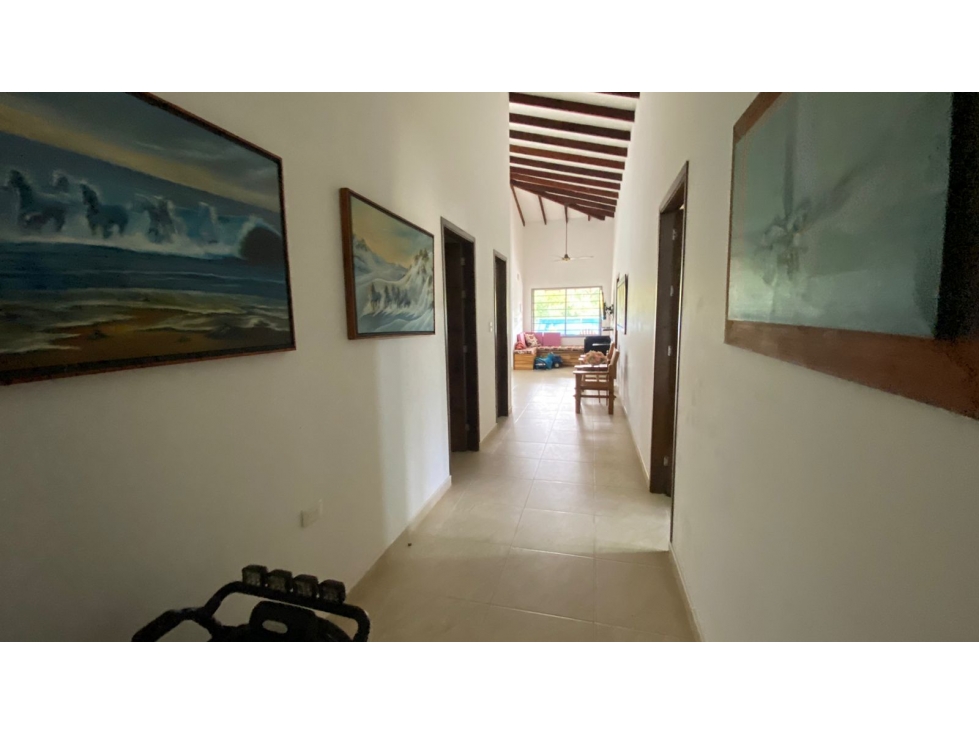 VENDE CASA EN CONJUNTO CERRADO VIA A PLANETA RICA — foto 2