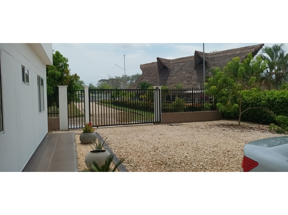 SE VENDE CASA CAMPESTRE EN CONJUNTO CERRADO EN MONTERIA