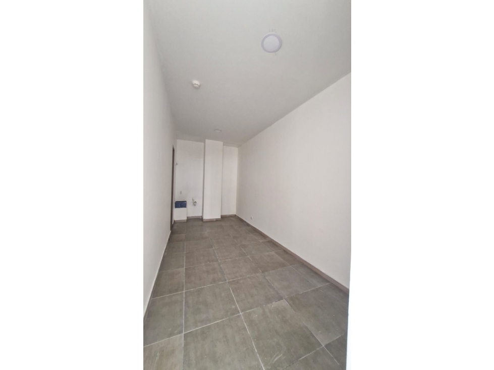 OFICINA EN ARRIENDO O VENTA EN PLACE MALL - 4