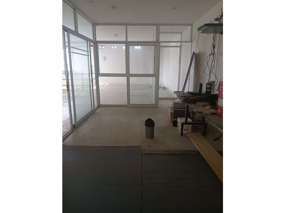 OFICINA EN ARRIENDO B. OBRERO CERCA AL MERCADO DEL SUR - 3