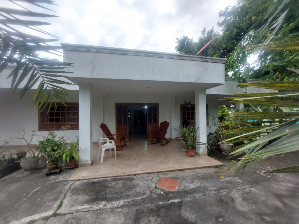 CASA CAMPESTRE EN ARRIENDO A 4MIN DE LA UPB - 4