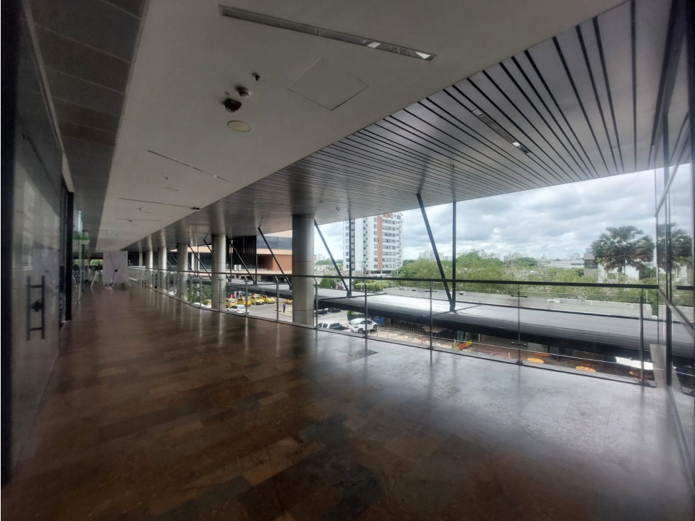 LOCAL COMERCIAL EN ARRIENDO C.C. PLACES MALL