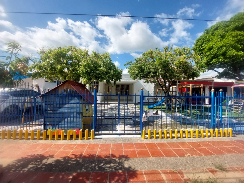 CASA PARA USO COMERCIAL EN ARRIENDO - B/ COSTA DE ORO