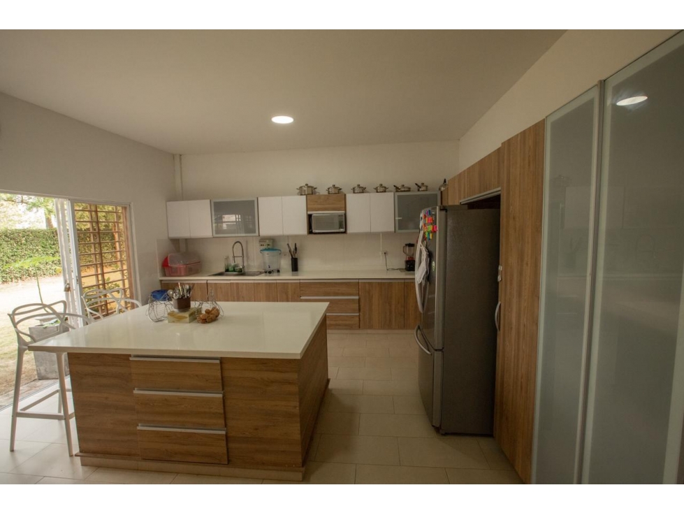 VENDE O ARRIENDA CASA CAMPESTRE DE 1 HECTAREA DE TERRENO — foto 5