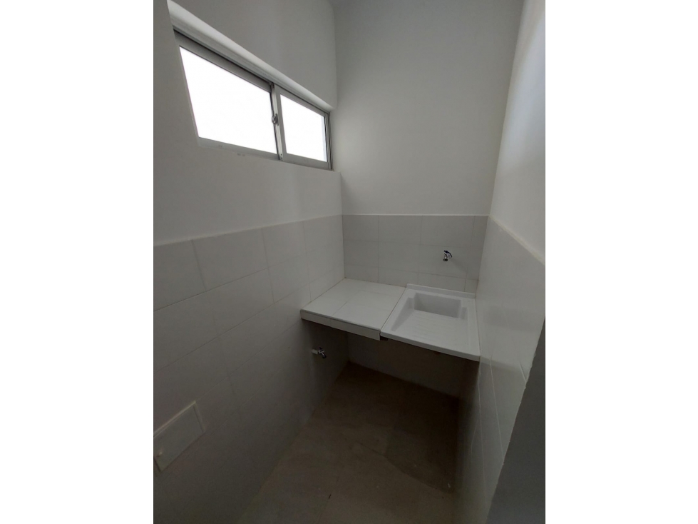 VENDE APARTAMENTO AMOBLADO EN EL BARRIO LA CASTELLANA EN MONTERIA — foto 4