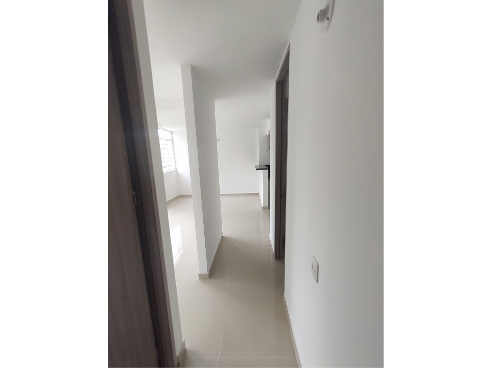 APARTAMENTO EN VENTA EN LA CASTELLANA PRIMER PISO — foto 4