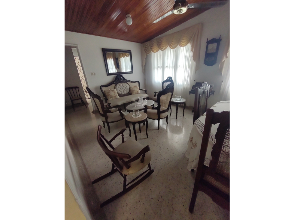 CASA EN VENTA CERCA A PLACES MALL CASTELLANA MONTERIA - 1