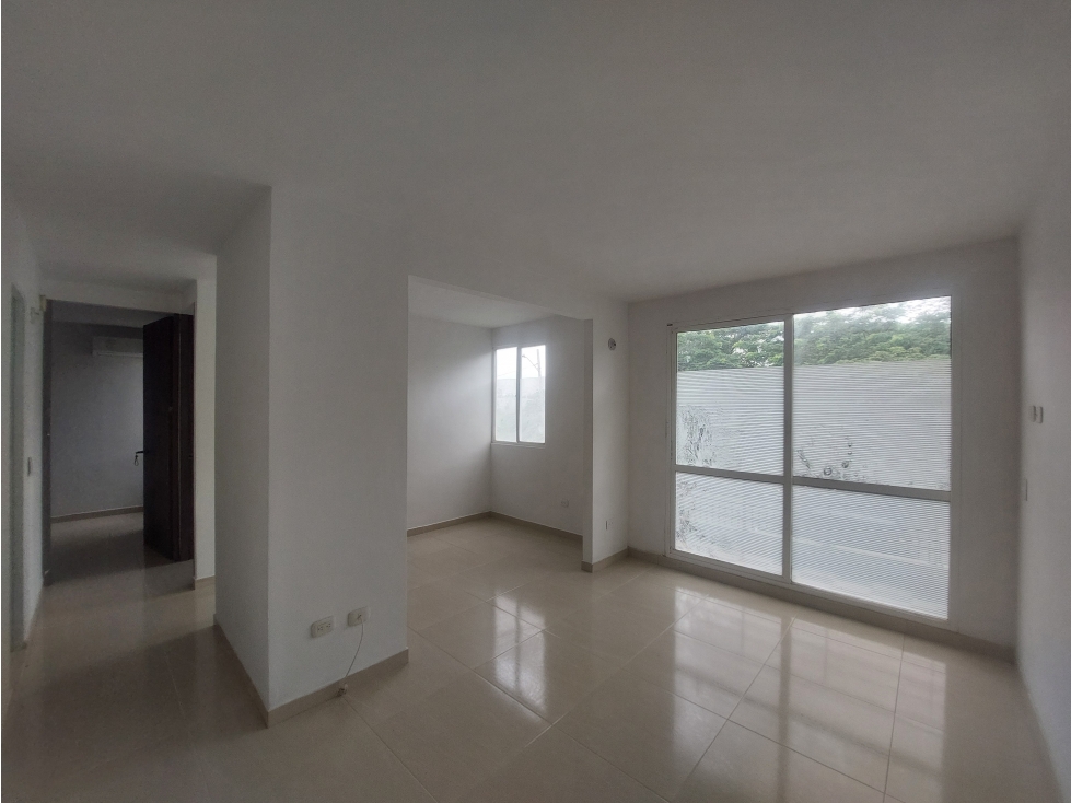 APARTAMENTO EN ARRIENDO CONJUNTO RESIDENCIAL AMBARI — foto 2