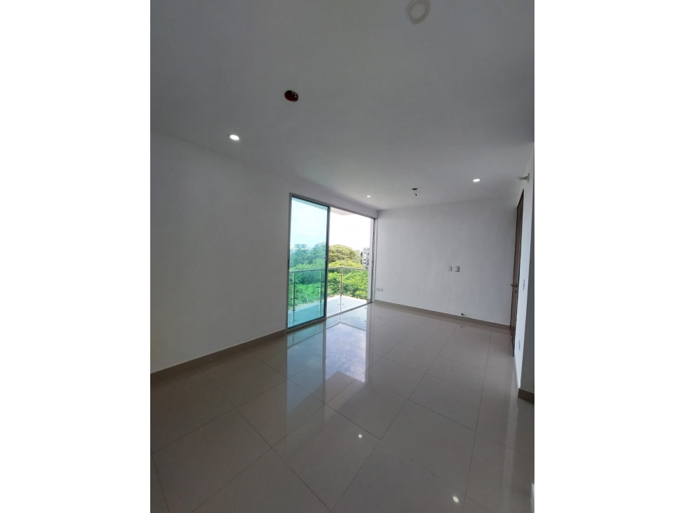 SE VENDE APARTAMENTO EN LA CASTELLANA — foto 5