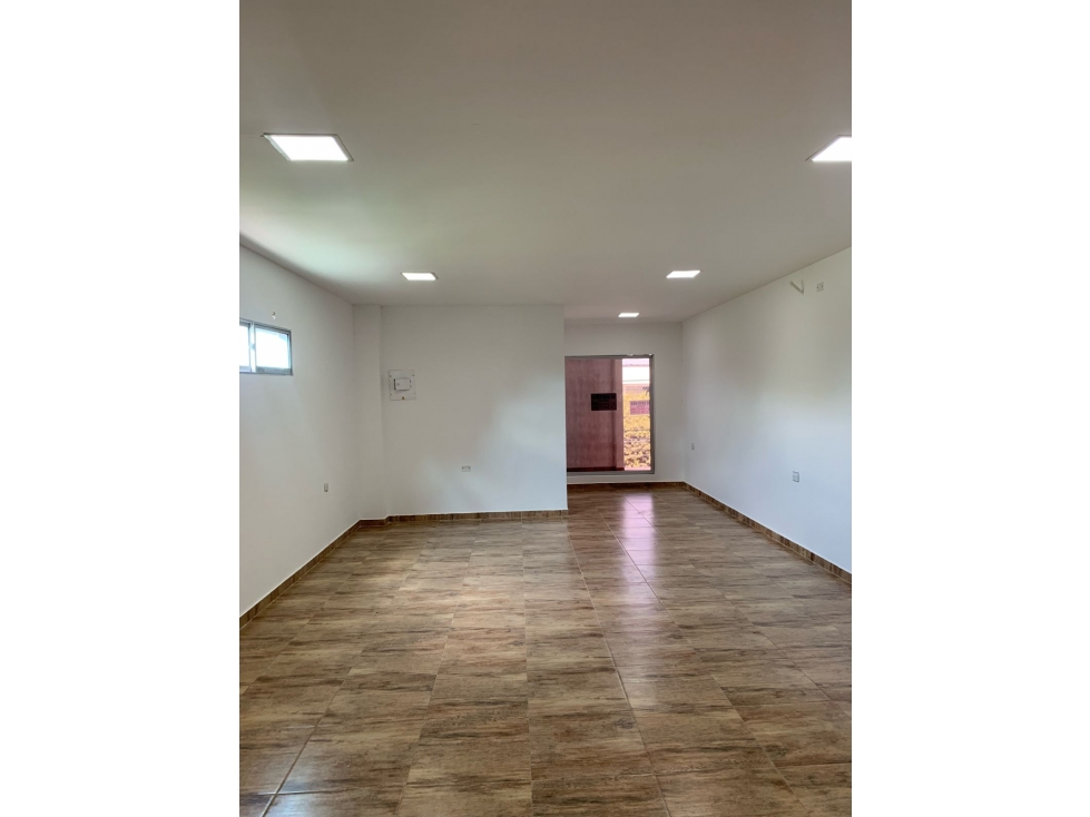 OFICINA EN ARRIENDO EN EL BARRIO LAURELES- MONTERIA - 2