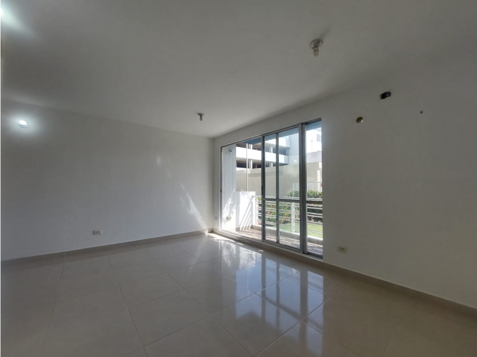 APARTAESTUDIO EN ARRIENDO CERCA AL C.C. BUENAVISTA — foto 3