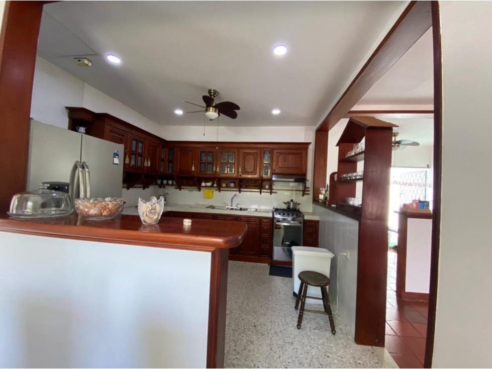 VENDE CASA EN EL BARRIO LA CASTELLANA EN MONTERIA — foto 2