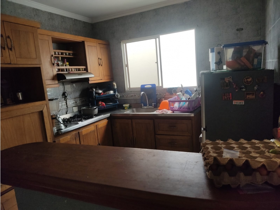 SE VENDE CASA EN LA CASTELLANA — foto 3