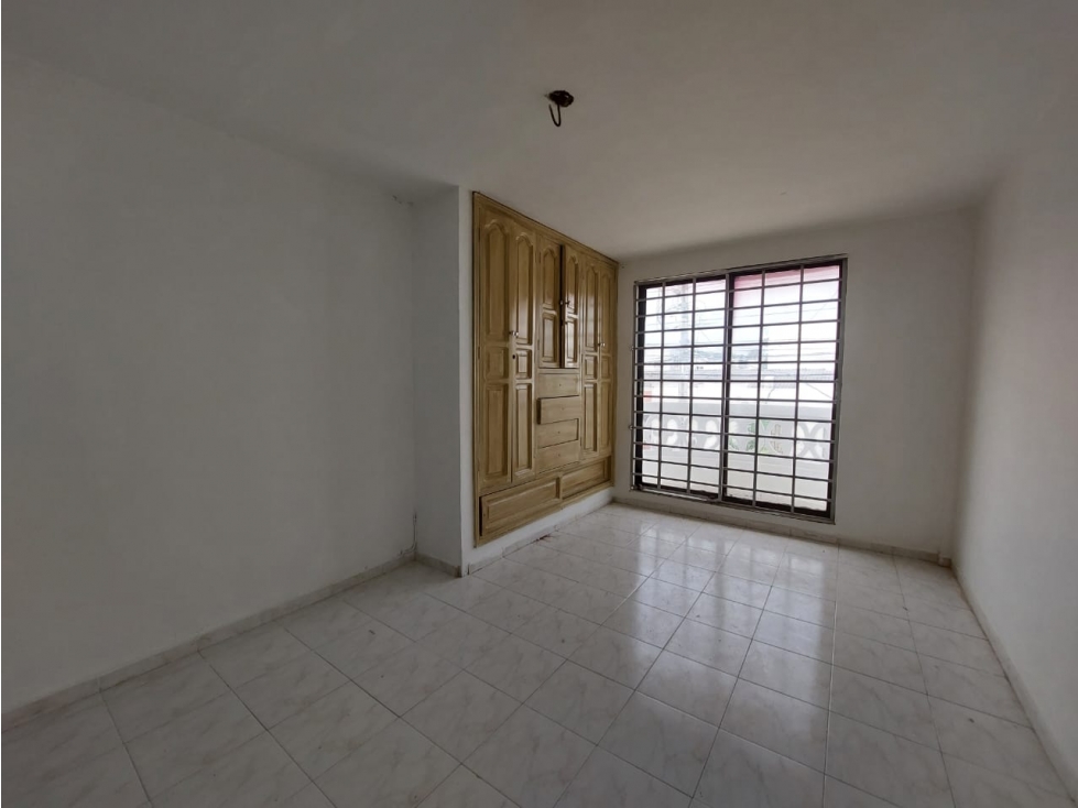 CASA EN VENTA EN EL BARRIO PUENTE UNO — foto 4