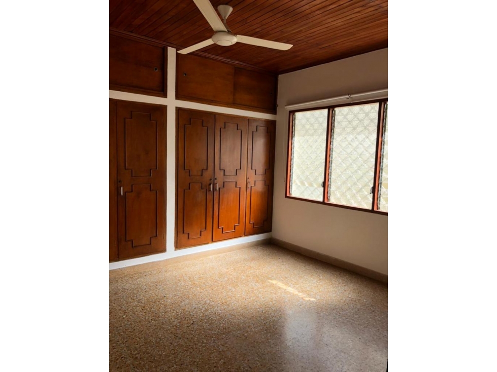VENDE CASA SECTOR COMERCIAL Y RESIDENCIAL - 3