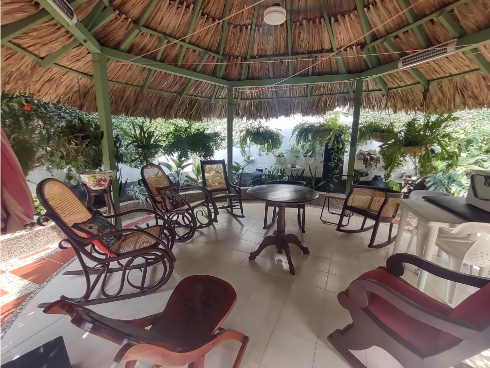 CASA EN VENTA CERCA A PLACES MALL CASTELLANA MONTERIA - 3