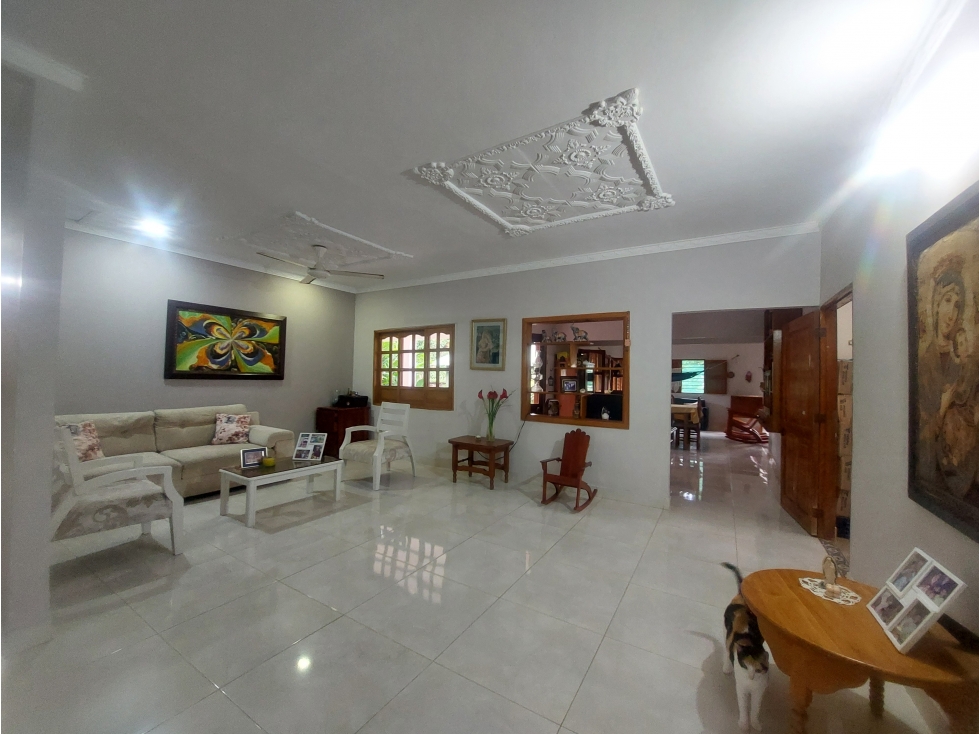CASA CAMPESTRE EN ARRIENDO A 4MIN DE LA UPB - 6