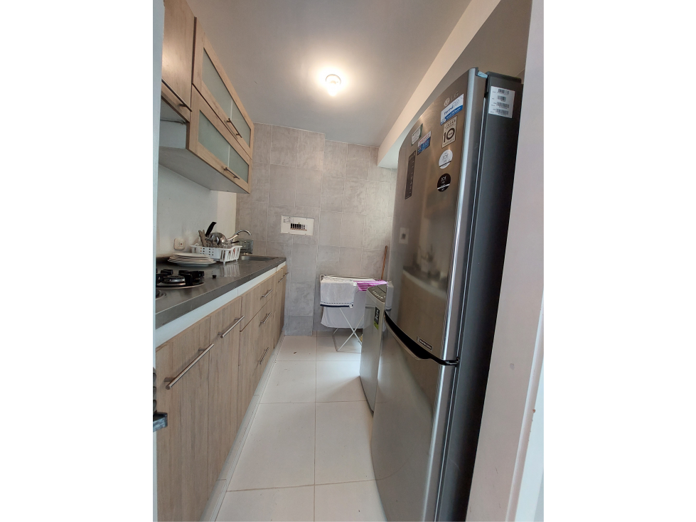 SE VENDE APARTAMENTO EN CASTELLANA — foto 4